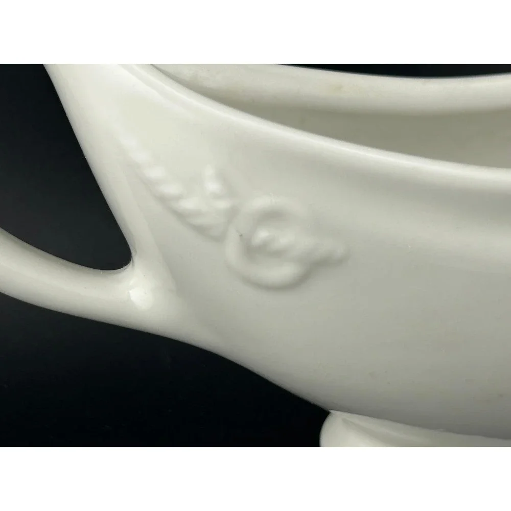 Vintage‎ Hall China White Gravy Boat Sauce Boat Embossed Made USA